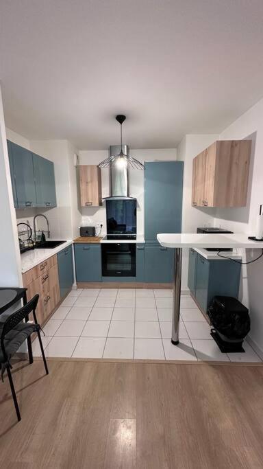 Appartement A Fleury-Merogis Proche De Paris Exteriér fotografie
